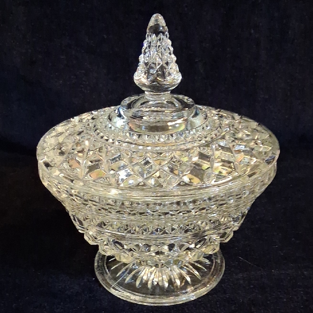 Vtg Anchor Hocking Wexford Clear Glass Pedestal Candy Dish With Lid